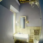 ゲストハウス Le Stanze Del Borgo 4*